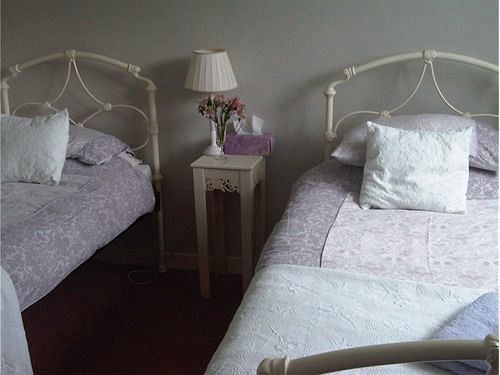 Damson Cottage B&B Lacock Exteriör bild